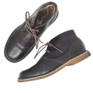 UGG LEIGHTON BROWN LEATHER CHUKKA LACE UP BOOTS SIZE 8